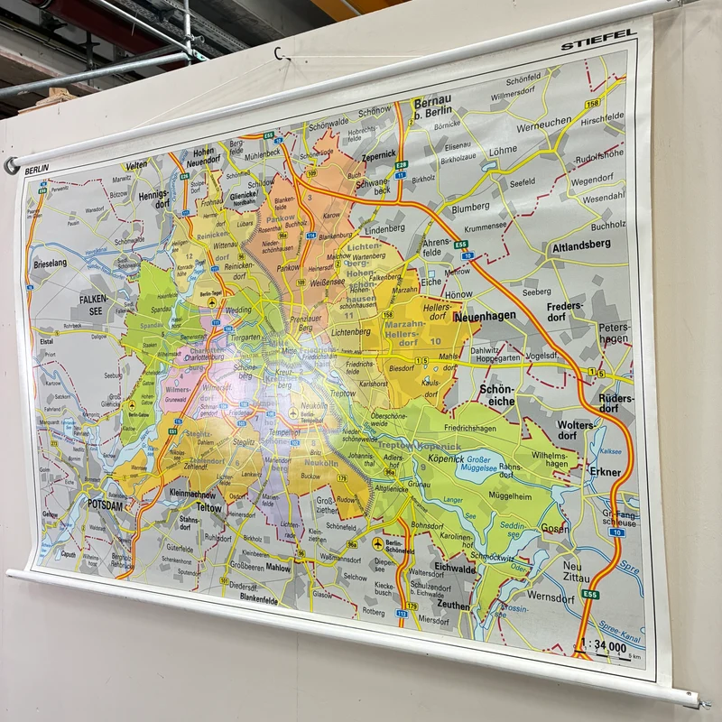 Vintage Schulkarte – Berlin – Geschichte Geografie Lehrtafel Stiefel Rollbild Gebraucht