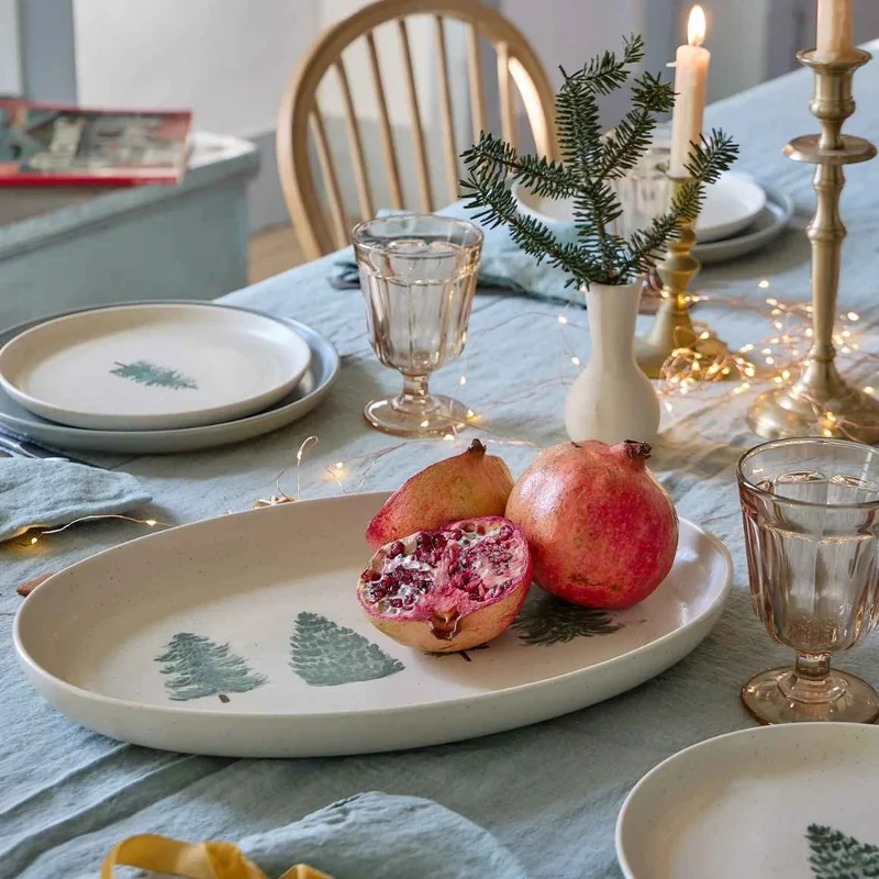 Servierplatte Weihnachtszeit mit Tannenbäumen