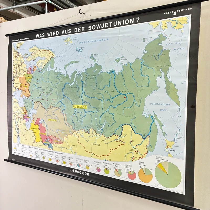 Vintage Schulkarte – Was wird aus der Sowjetunion? – Politik Geografie Lehrtafel Klett Perthes Rollbild Gebraucht