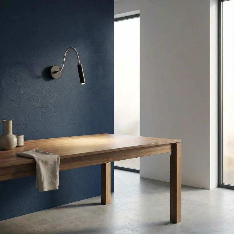 Minimalistische schwarze schwenkbare Wandleuchte – Modèle Noxeral