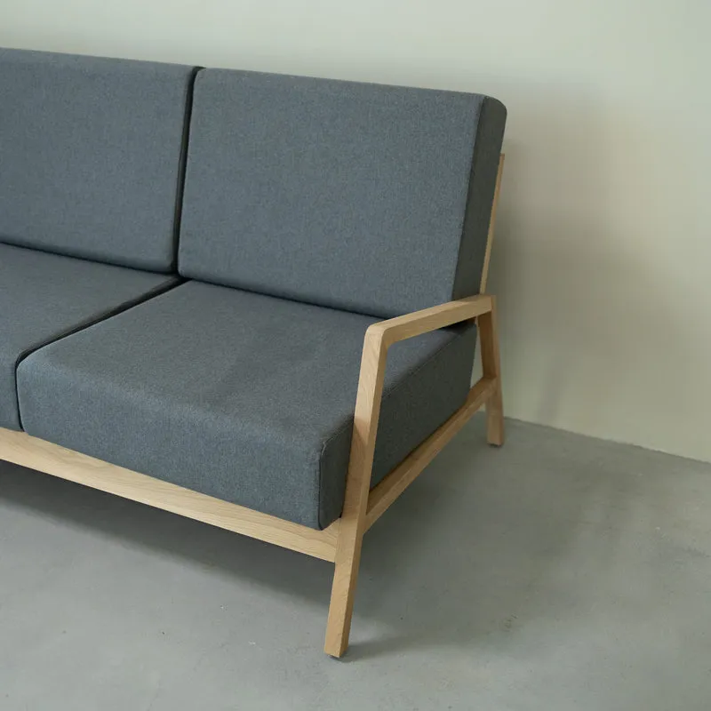 Dreisitzer-Sofa aus Massivholz SWEDEN | NordicStory
