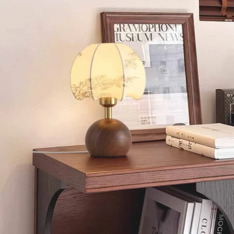 Retro Table Lamp Bedroom Night Light with Fabric Shade