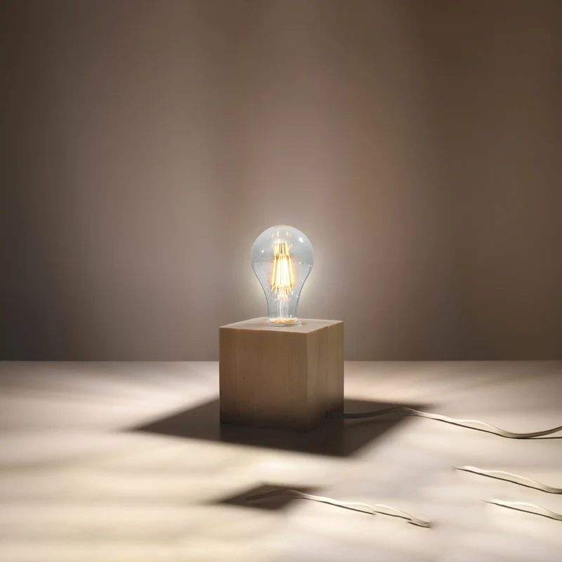 Minimalistische Schreibtischlampe aus natürlichem Holz – Norvian
