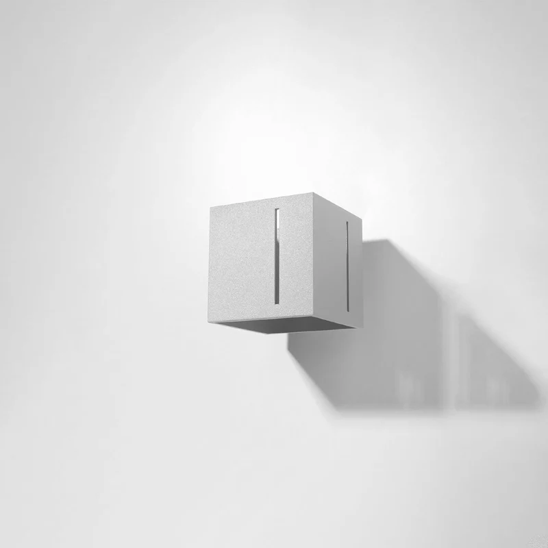 Moderne Wandleuchte aus Aluminium in Grau – Nerion