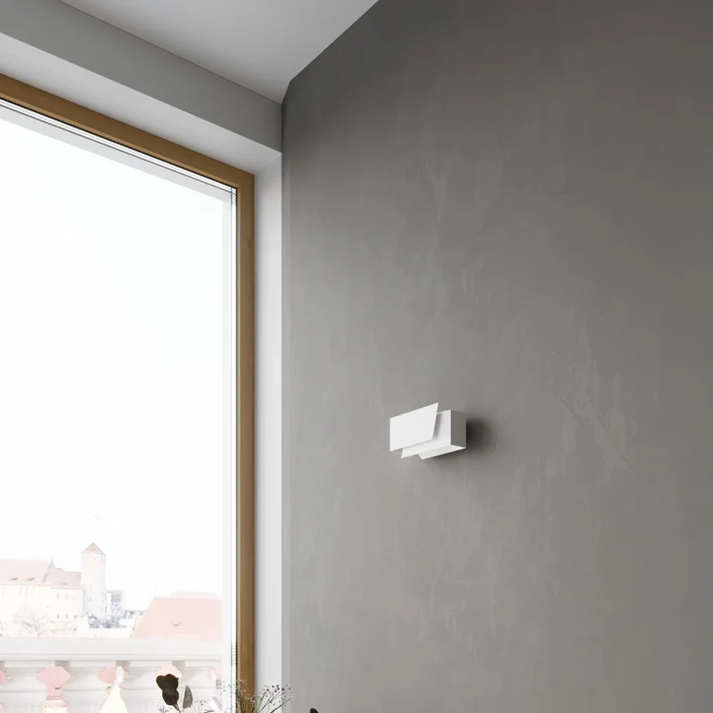 Minimalistische weiße Wandleuchte – Elarion