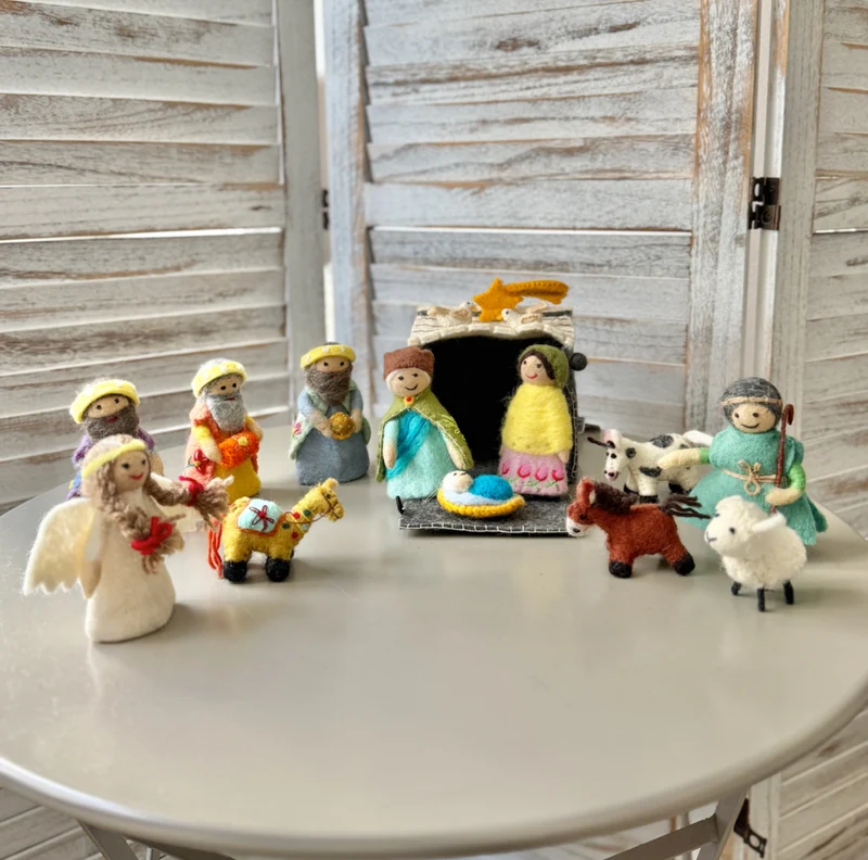 Krippe als Geschenk und Weihnachtsdeko