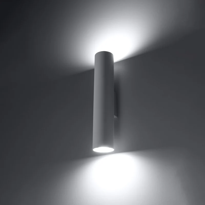 Moderne weiße Wandleuchte aus Metall – Ardanis