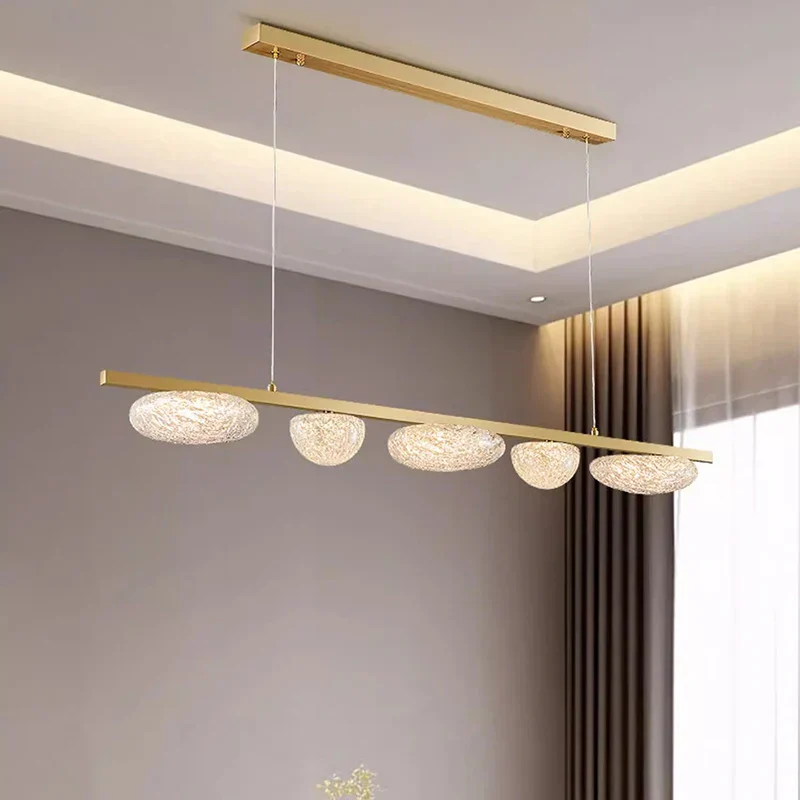 Moderne Eisen-Hängeleuchte für Esszimmer – Solistra