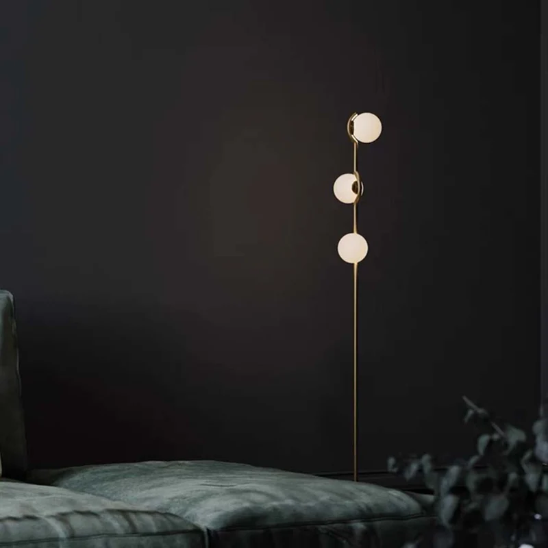 Floor Lamp Unique Glass Globe 3-Light, Black / Gold
