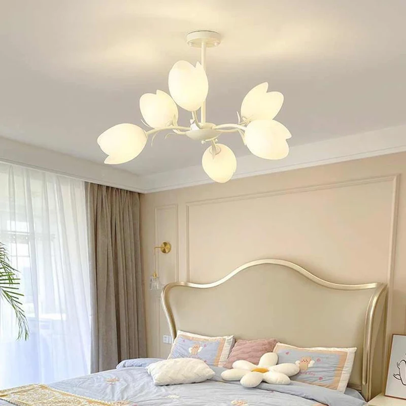 Chandelier Cream Branch Plastic Flower Tulip, White / Green