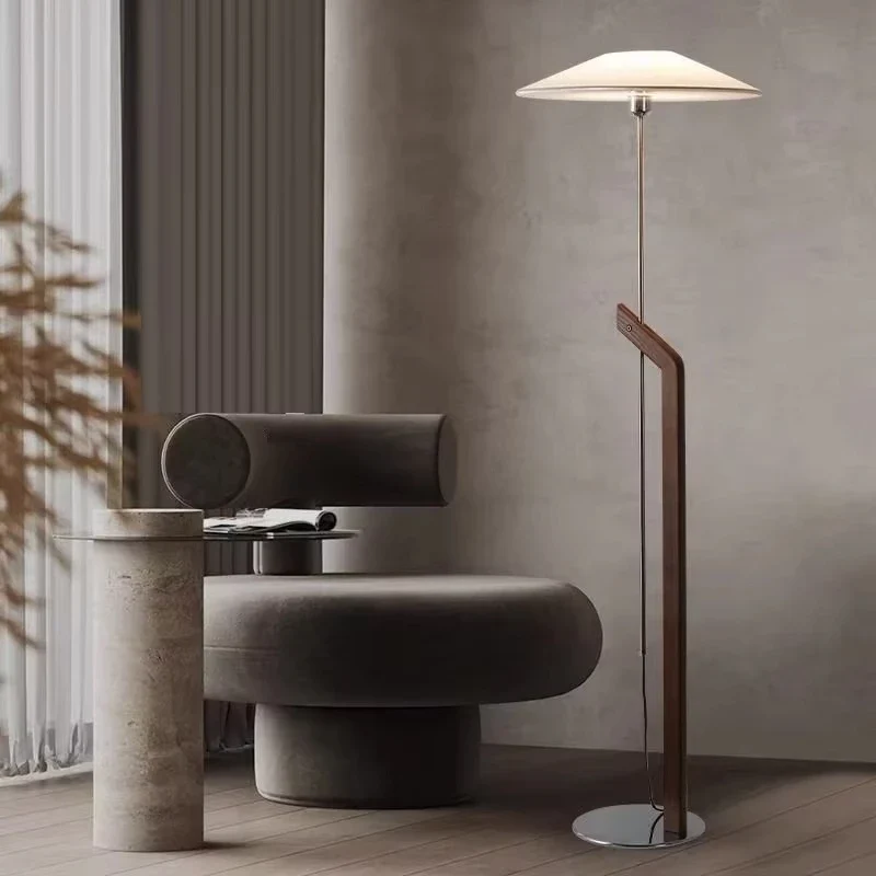 Minimalistische Stehlampe aus Holz für Wohnzimmer – Armoniel