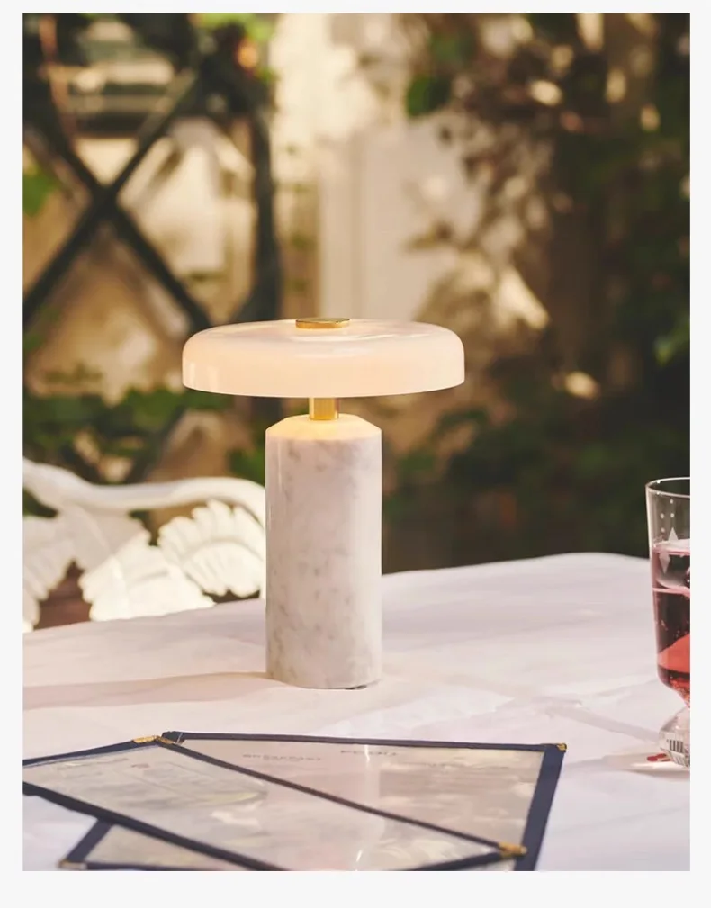 LED-Tischlampe aus Marmor für Schlafzimmer – Novaluce