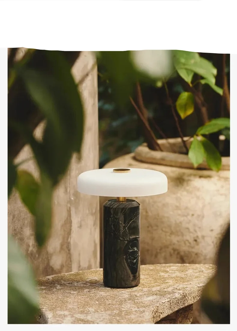 LED-Tischlampe aus Marmor für Schlafzimmer – Novaluce
