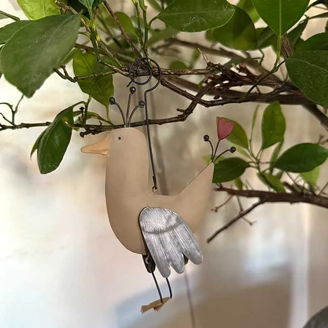 Osterdeko Vogel mit Herz