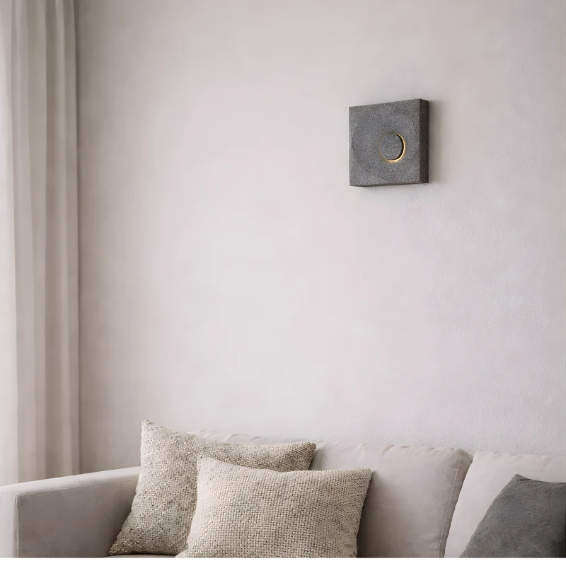 Moderne Wandleuchte aus Keramik – Armonéa