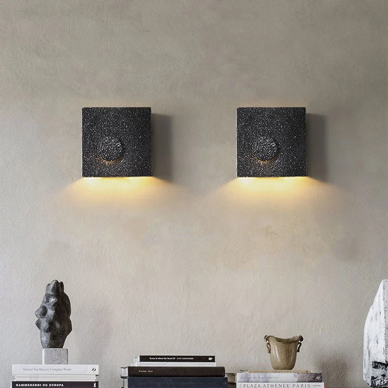 Moderne Wandleuchte aus Keramik – Armonéa