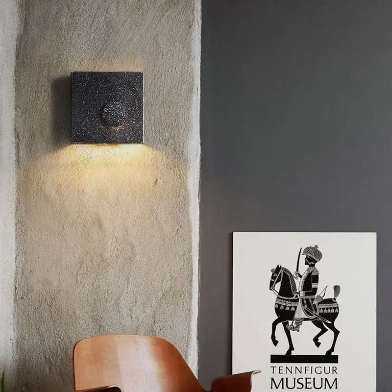 Moderne Wandleuchte aus Keramik – Armonéa