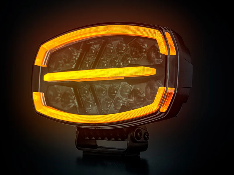 Strands Firefly ONE Ovaler Fahrscheinwerfer mit Stroboskop