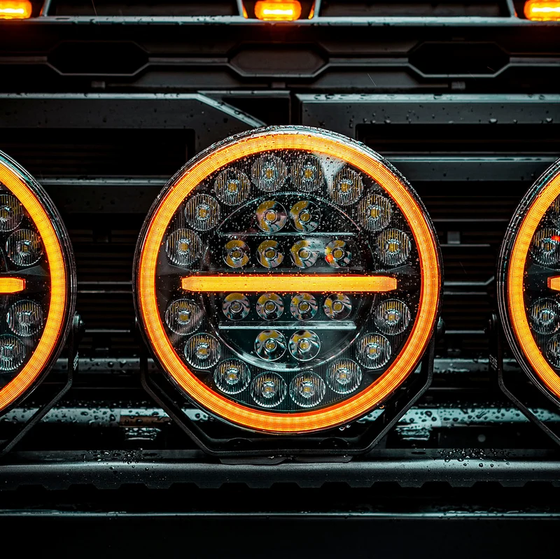 Strands Firefly PRO LED-Fahrleuchte mit Stroboskopfunktion / 9"