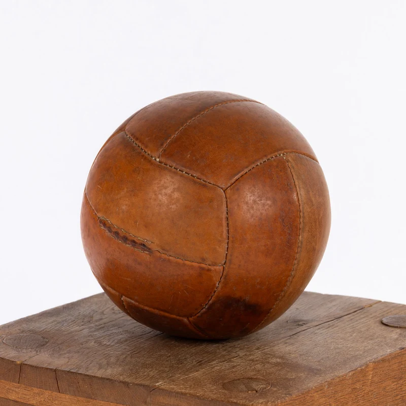 1930er Vintage-Medizin-Ball, Ø19cm, 1kg
