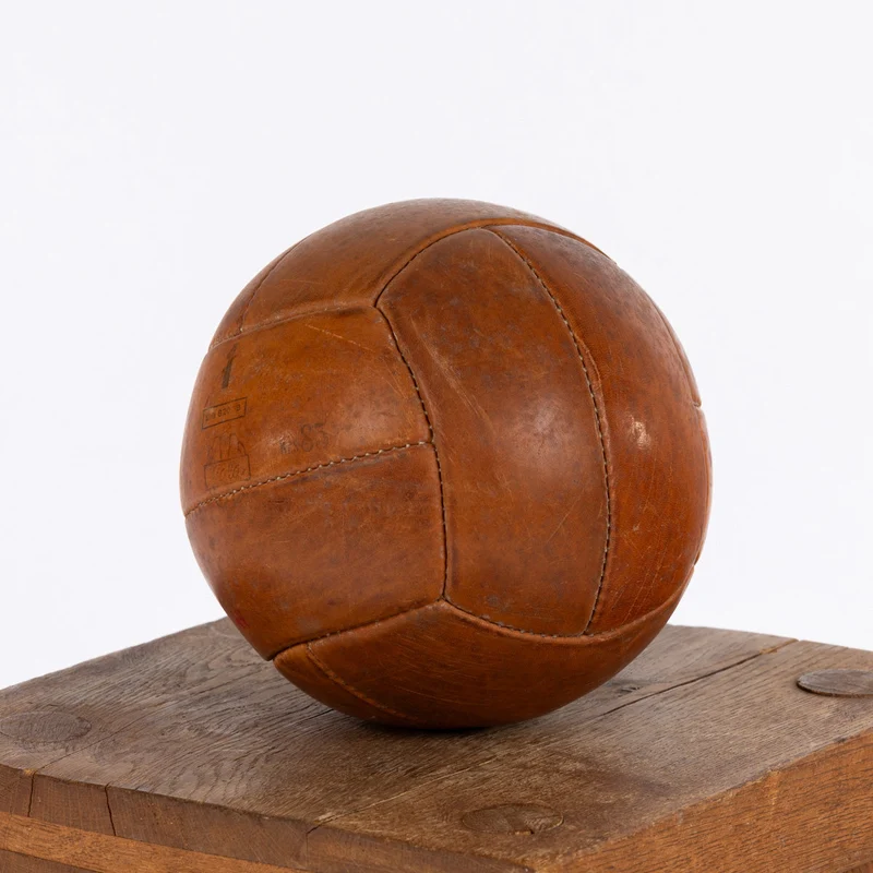 1930er Vintage-Medizin-Ball, Ø19cm, 1kg