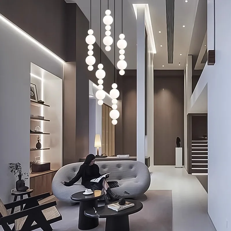 Moderne Eisen-Hängeleuchte für Esszimmer – Calyphora