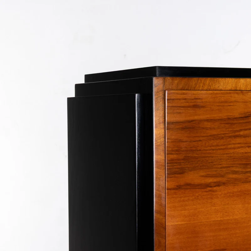1930er Art-Déco Barschrank mit Nussbaum Furnier