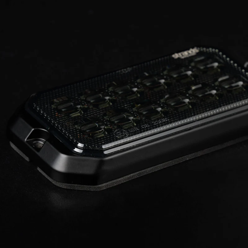 Strands Dark Knight Duo Stroboskop-Warnleuchte mit 12 LEDs / Gelb & Weiß