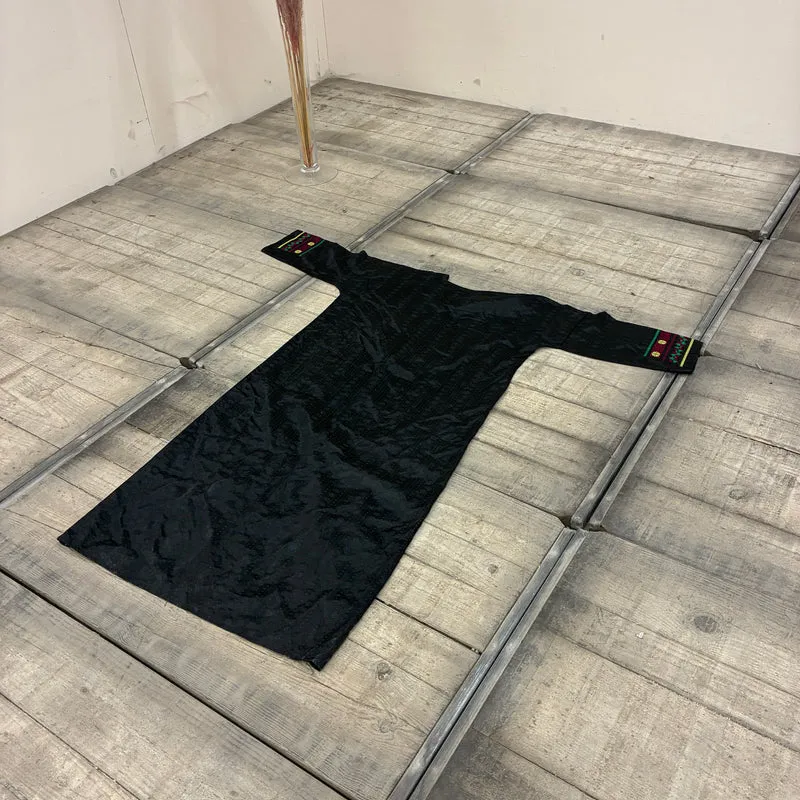 Orient Gewand Kleid Wandbehang Bestickt Schwarz Bunt Gebraucht
