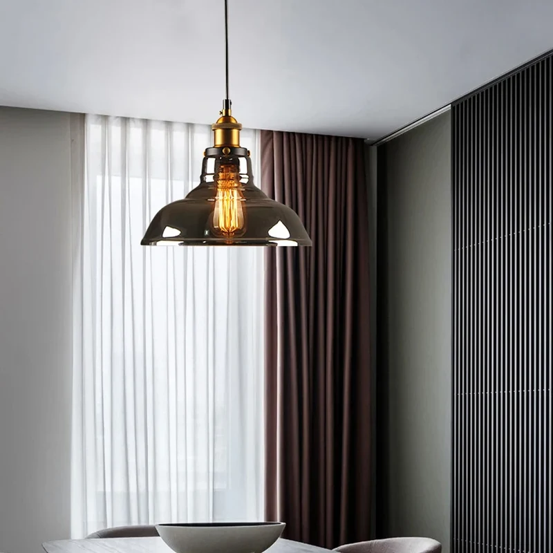 Industrielle Glas-Hängeleuchte für Hotels und Bars – Zelaria