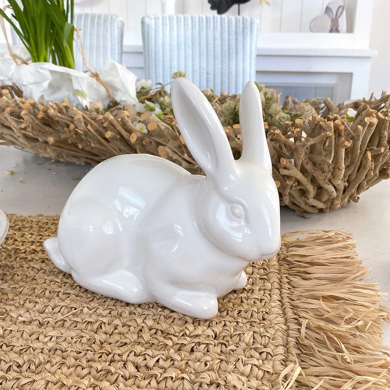 Weißer Hase Felix