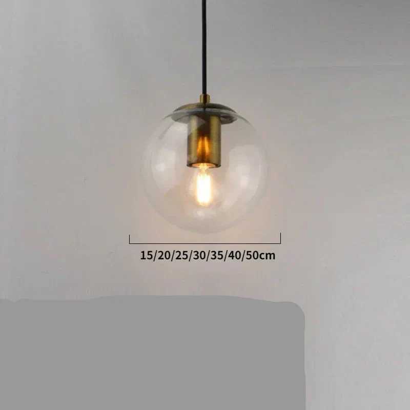 Moderne Pendelleuchte aus goldenem Metall und Glas – Oréclat