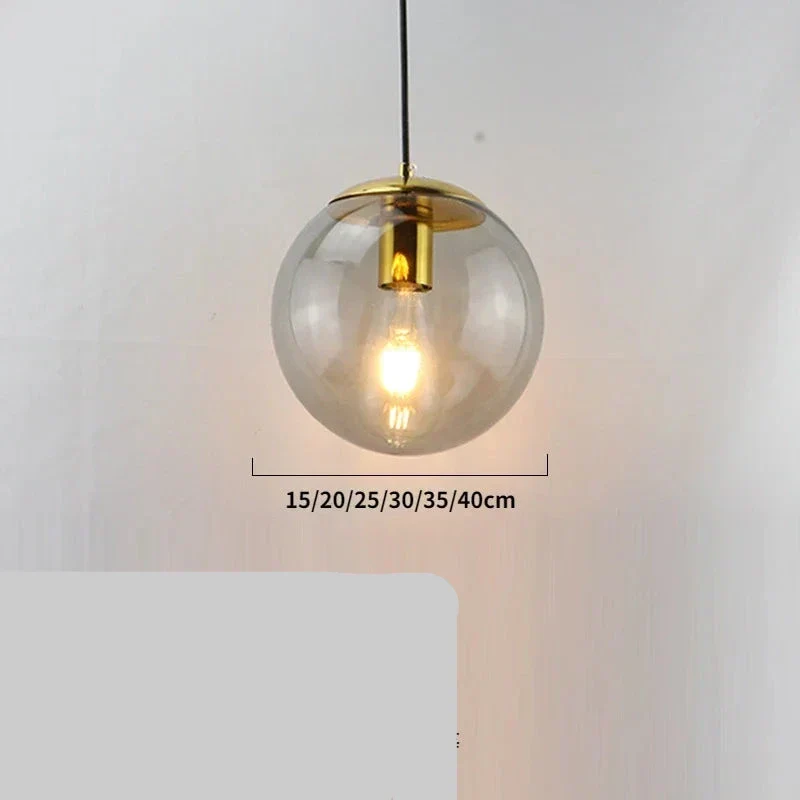 Moderne Pendelleuchte aus goldenem Metall und Glas – Oréclat