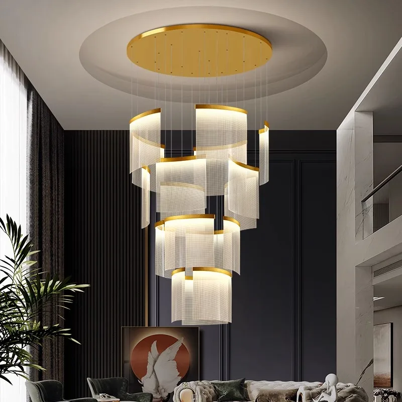 Moderne Pendelleuchte aus Legierung für Wohn- und Esszimmer – Célano