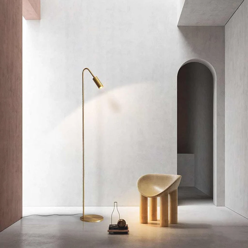 Floor Lamp Minimalist Brass LED Spotlight, Black / Gold