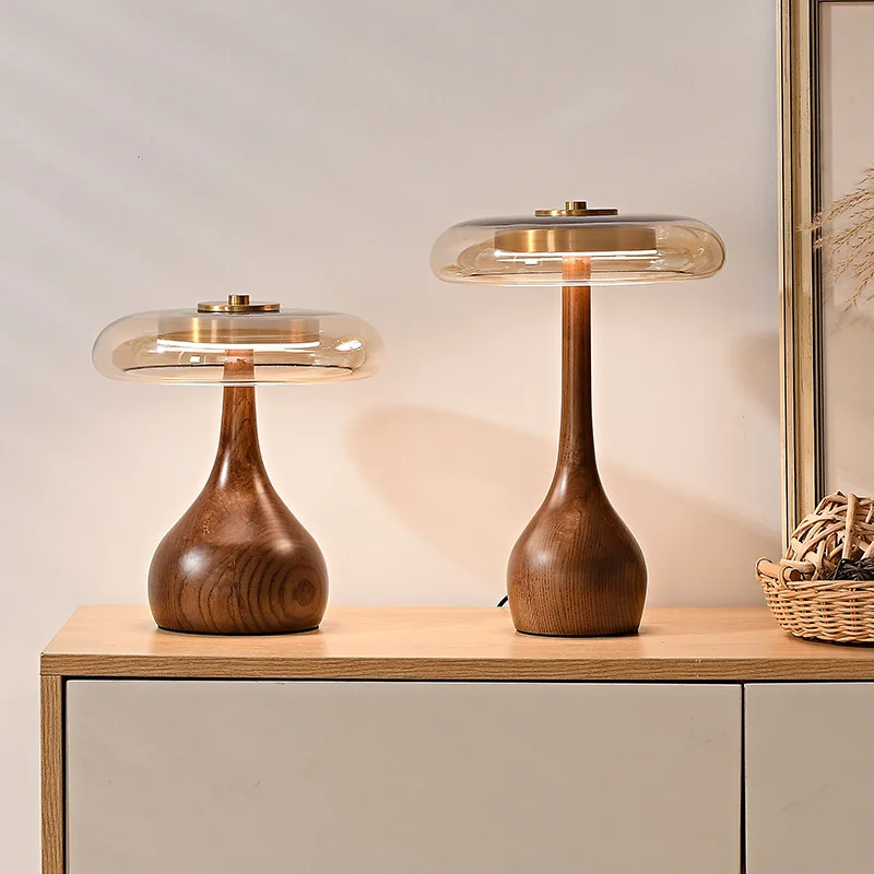 Tischlampe aus Holz und Kupferglas für Schlafzimmer – Maderi