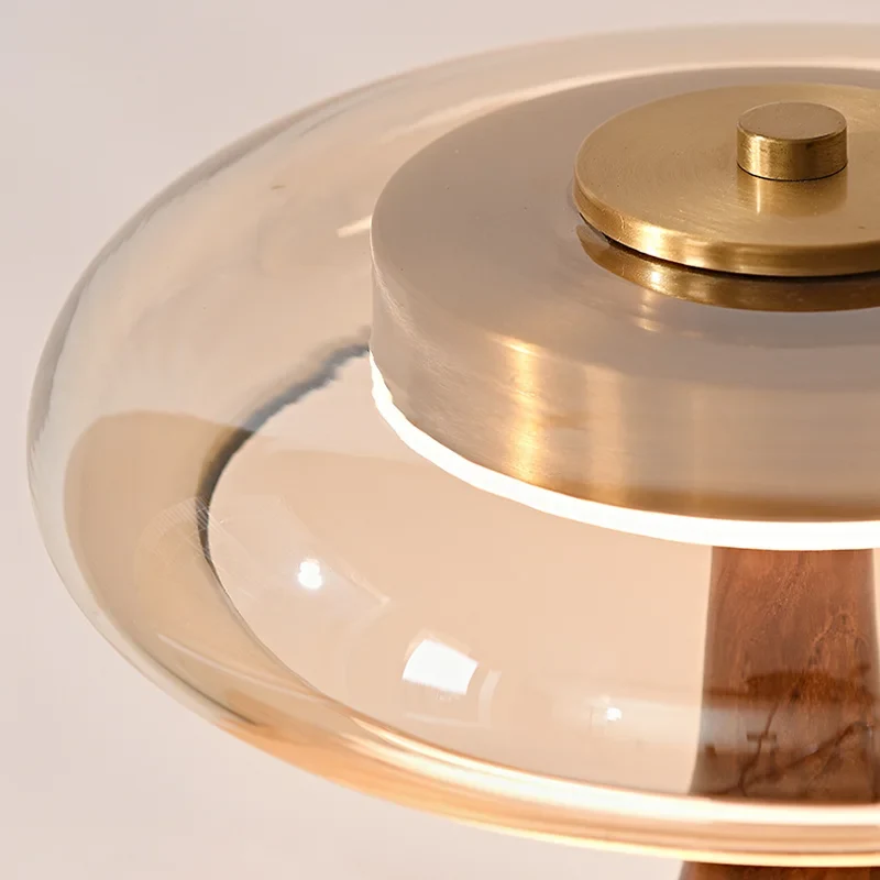 Tischlampe aus Holz und Kupferglas für Schlafzimmer – Maderi