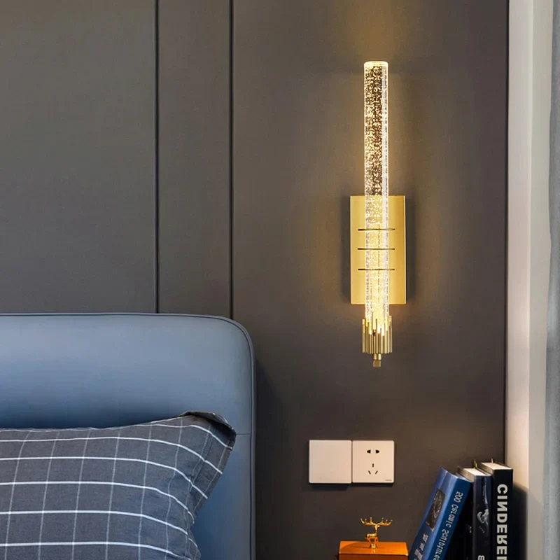 Moderne Kristall-Wandleuchte für Wohnzimmer und Schlafzimmer – Crystarion