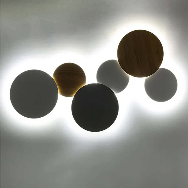 Moderne Wandleuchte aus schwarzem Aluminium – Novaluc