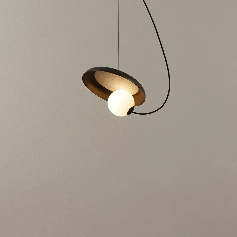 Nordisches Design-Hängeleuchte aus Eisen für Esszimmer – Célestriø