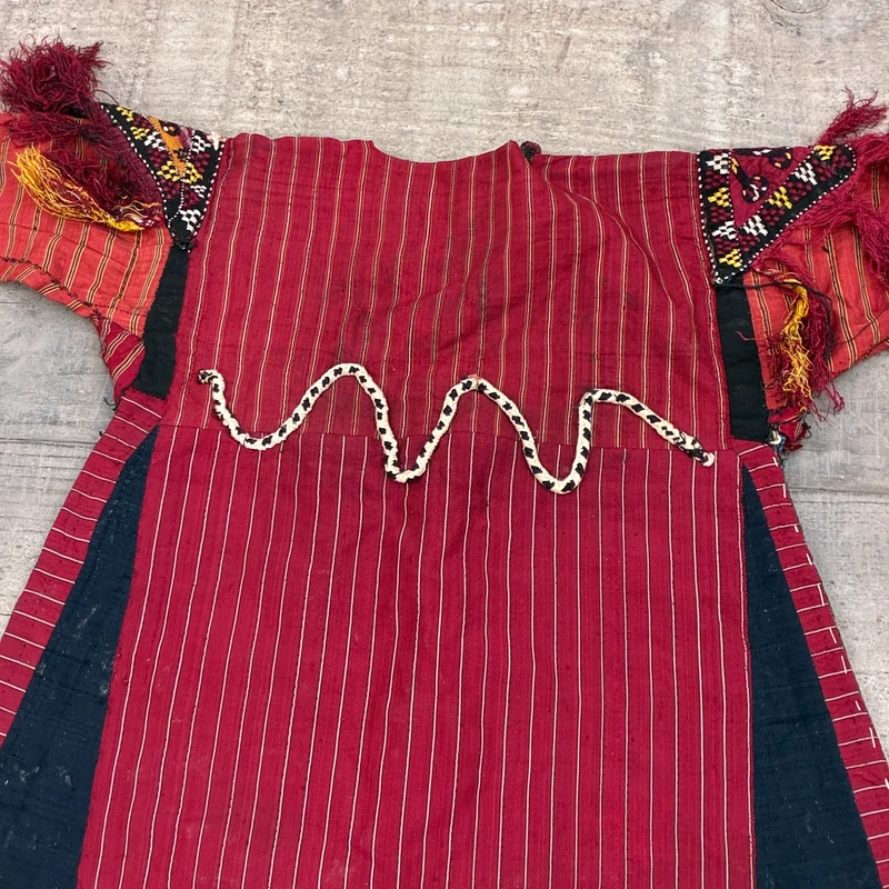 Orientalisches Gewand Wandbehang Kleid Tunika Rot Gestrift Gebraucht