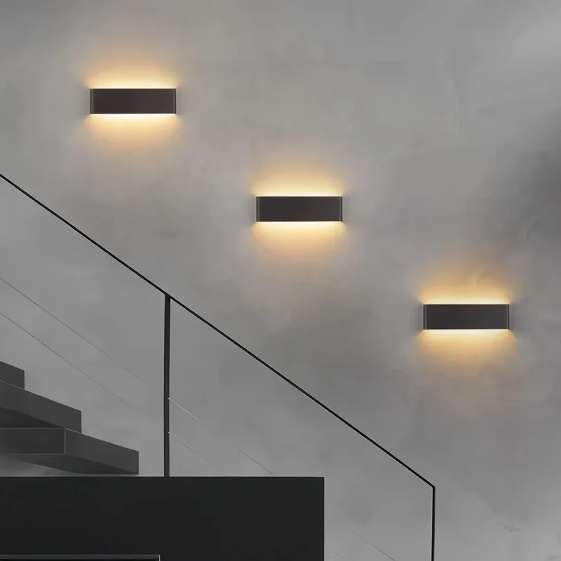 Moderne flache LED-Wandleuchte für das Wohnzimmer