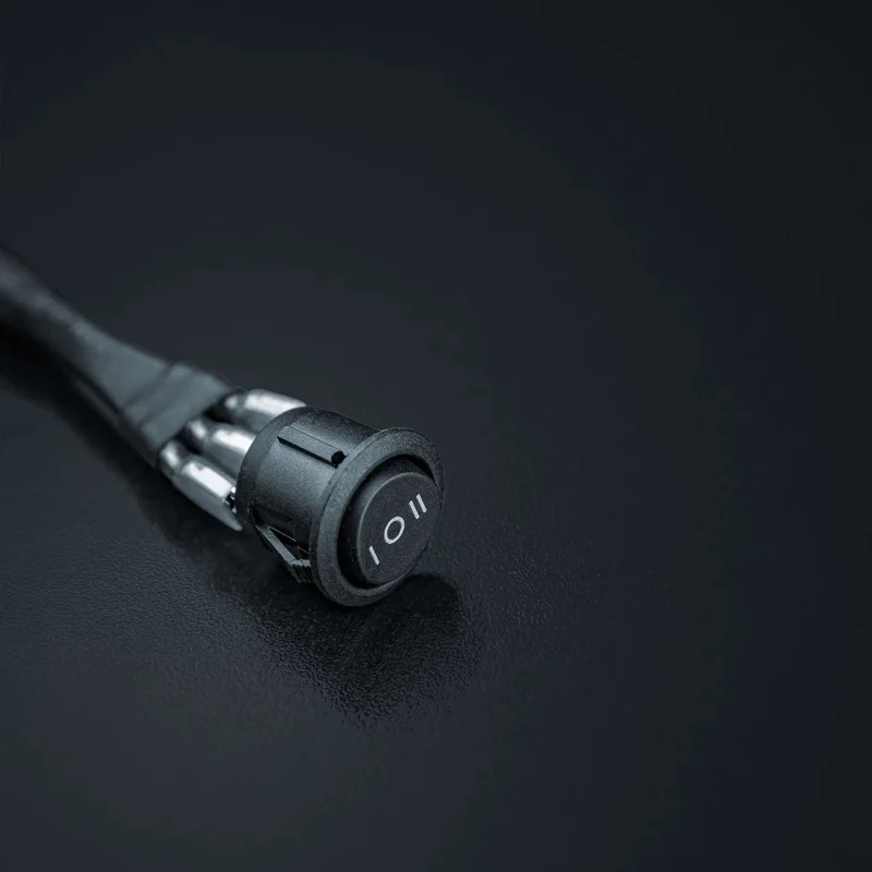 Strands Pro XBB Powerunit-Kabelbaum mit Schalter