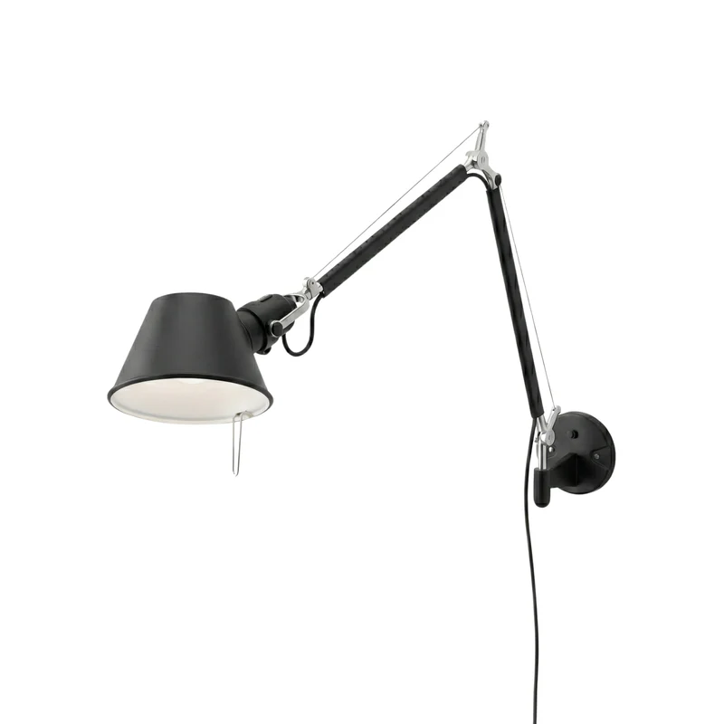 Verstellbare schwarze Wandleuchte aus Aluminium – Sveltiö