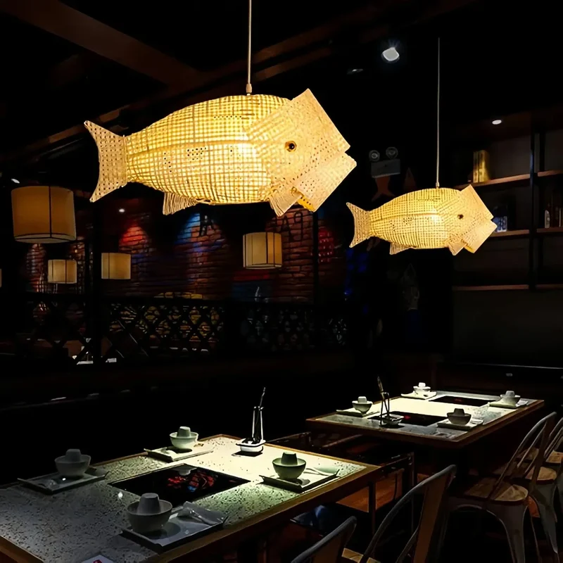 Japandi Rattan-Pendelleuchte im Fisch-Design für das Esszimmer