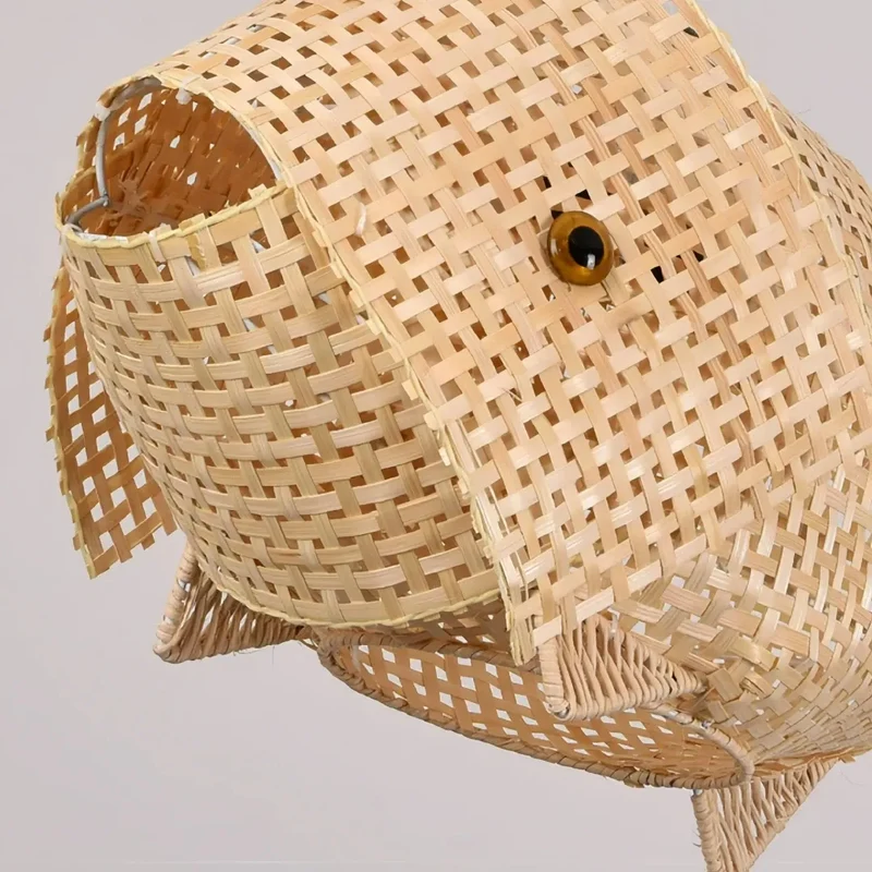 Japandi Rattan-Pendelleuchte im Fisch-Design für das Esszimmer