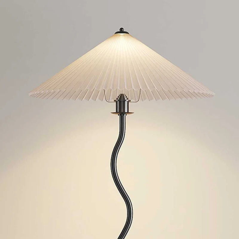 Floor Lamp Vintage Wavy with White Fabric Pleated Shade