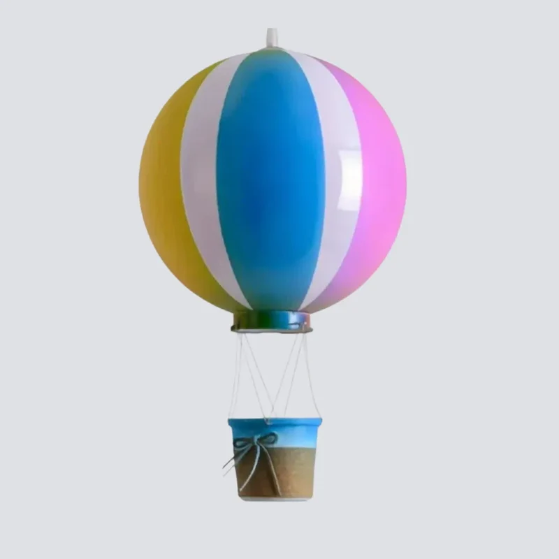 Verspielte Pendelleuchte mit Heißluftballon für das Kinderzimmer