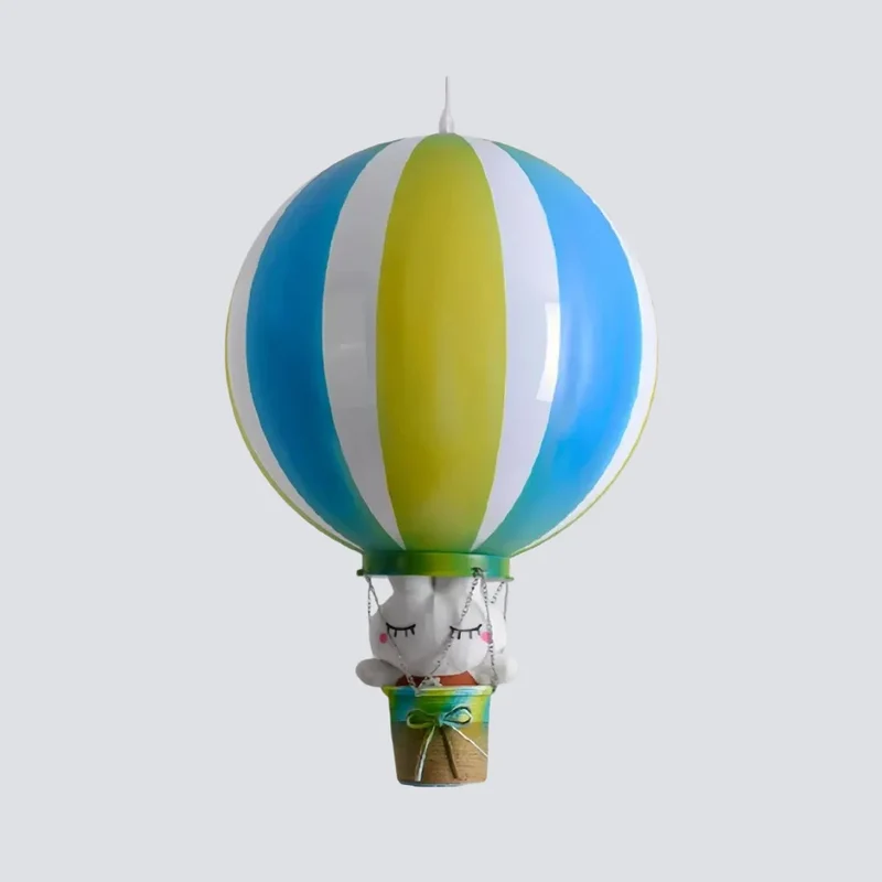 Verspielte Pendelleuchte mit Heißluftballon für das Kinderzimmer