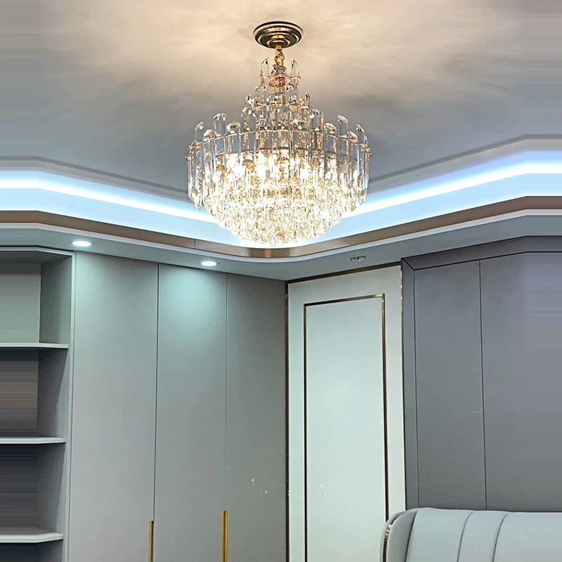 Moderner Kristall-Luster für Maisonette – Estellione